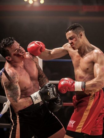 Isaac Smith & Dominic Purcell - A Fighting Man